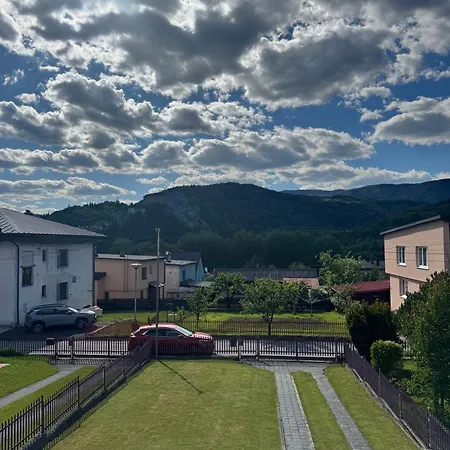 Spacious House With View Zamki Orawskie